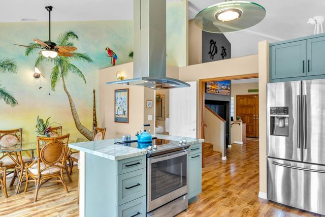 30 Ponana St, Kihei, HI 96753