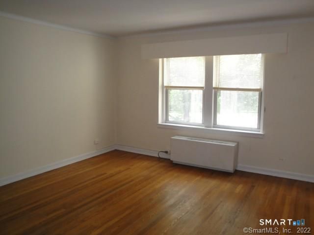 138 Woodside Green 2C, Stamford, CT 06905