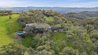 1160 Dance Dr, Sonoma, CA 95476