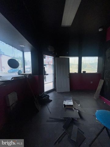 3121 E MONUMENT ST, Baltimore, MD 21205