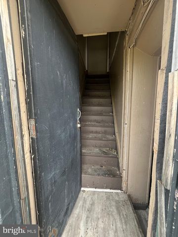 3121 E MONUMENT ST, Baltimore, MD 21205