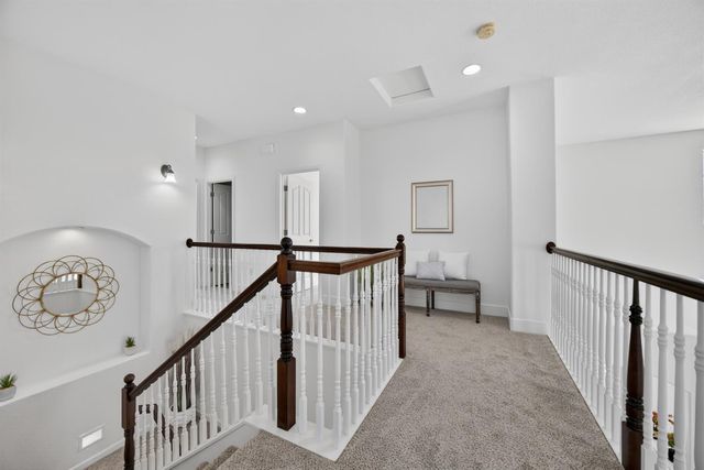 9837 LOIS STILTNER Ct, Elk Grove, CA 95624