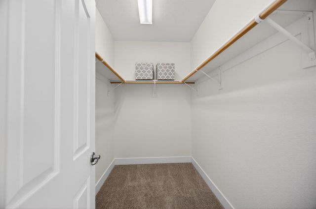 9837 LOIS STILTNER Ct, Elk Grove, CA 95624