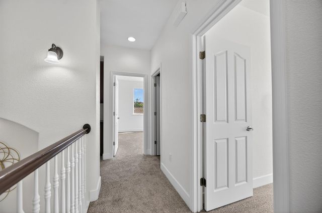 9837 LOIS STILTNER Ct, Elk Grove, CA 95624