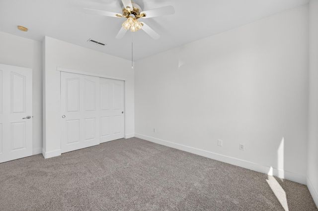 9837 LOIS STILTNER Ct, Elk Grove, CA 95624
