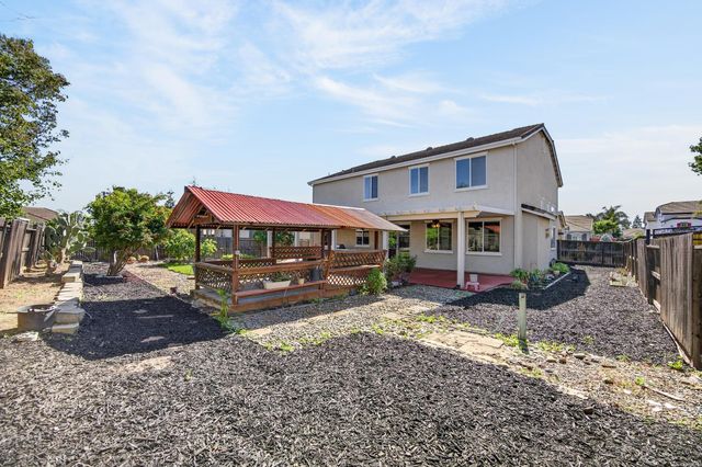 9837 LOIS STILTNER Ct, Elk Grove, CA 95624