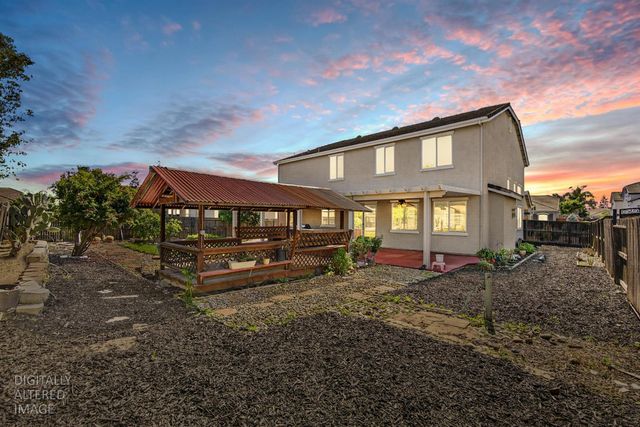 9837 LOIS STILTNER Ct, Elk Grove, CA 95624