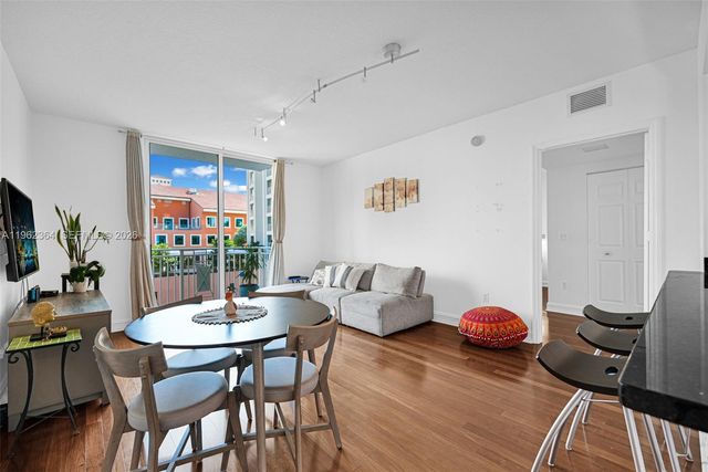 2030 S Douglas Rd 703, Coral Gables, FL 33134