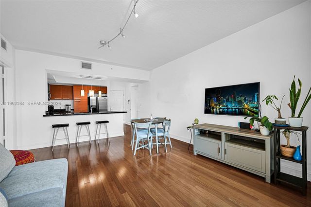 2030 S Douglas Rd 703, Coral Gables, FL 33134