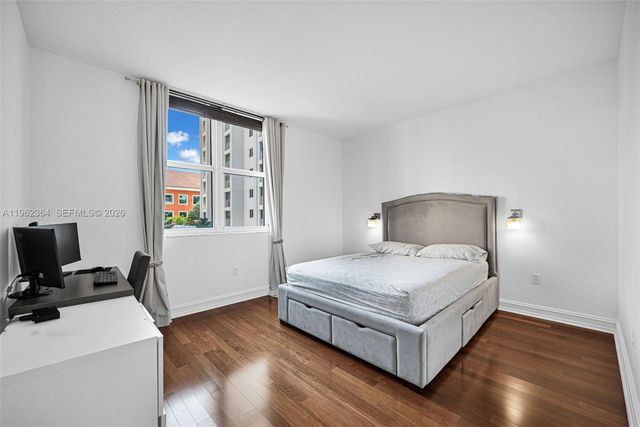 2030 S Douglas Rd 703, Coral Gables, FL 33134