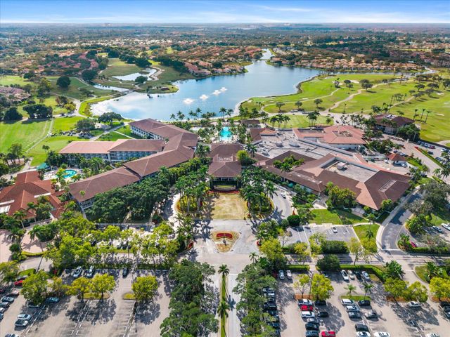 842 Club Dr 842, Palm Beach Gardens, FL 33418