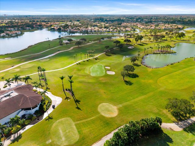 842 Club Dr 842, Palm Beach Gardens, FL 33418