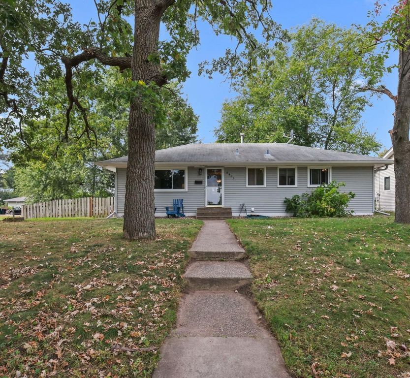 5401 Scott Avenue N, Crystal, MN 55429