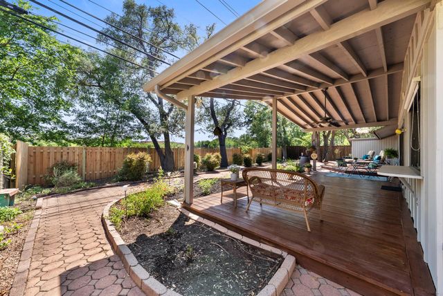 4411 Bilboa DR, Austin, TX 78759