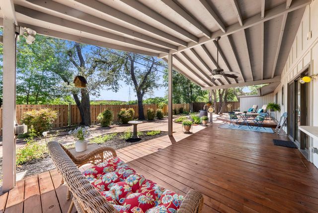 4411 Bilboa DR, Austin, TX 78759