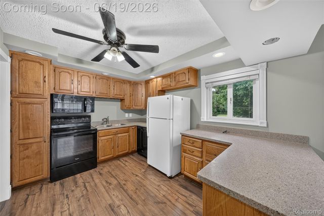 778 Manzano Drive, Wolverine Lake Village, MI 48390