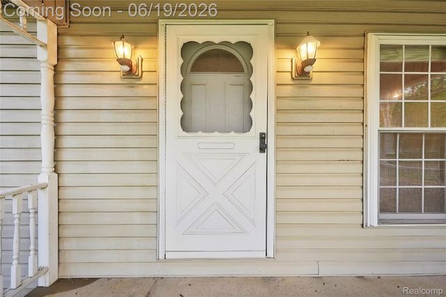778 Manzano Drive, Wolverine Lake Village, MI 48390