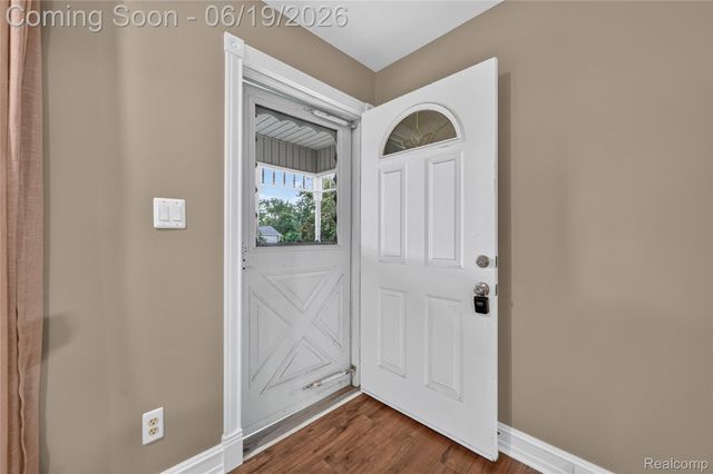 778 Manzano Drive, Wolverine Lake Village, MI 48390