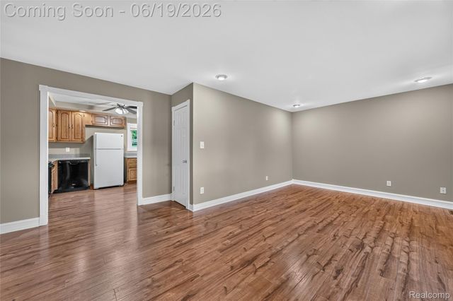 778 Manzano Drive, Wolverine Lake Village, MI 48390