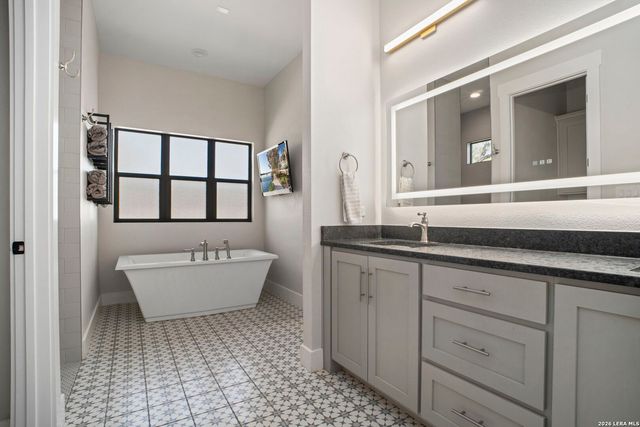 104 Balcones Bend, Boerne, TX 78006