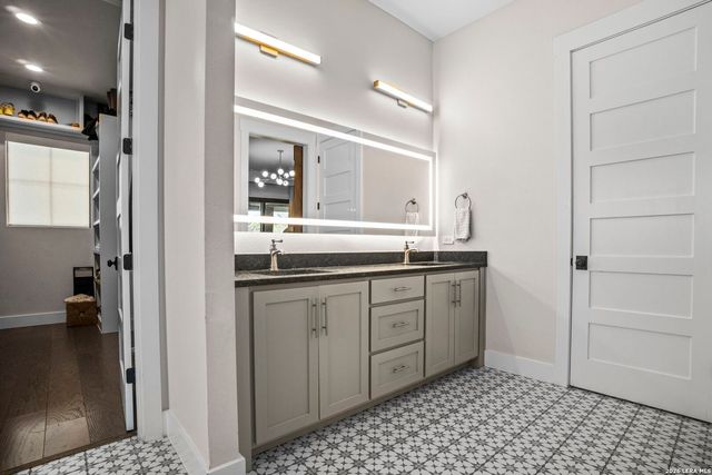 104 Balcones Bend, Boerne, TX 78006