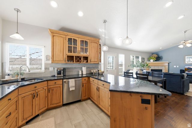 6577 S HIGH BLUFF DR, West Valley City, UT 84118