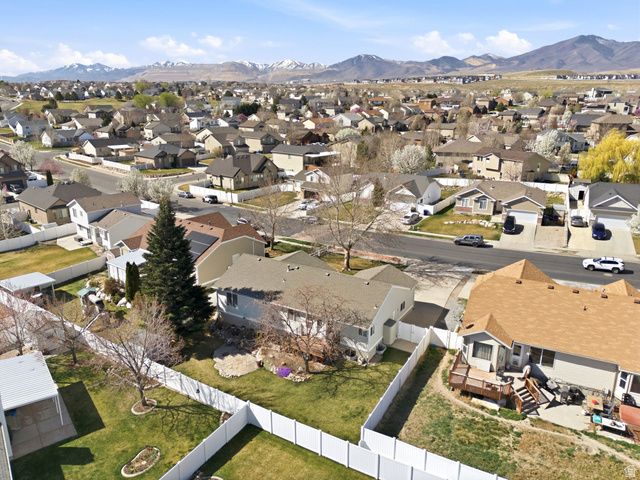 6577 S HIGH BLUFF DR, West Valley City, UT 84118