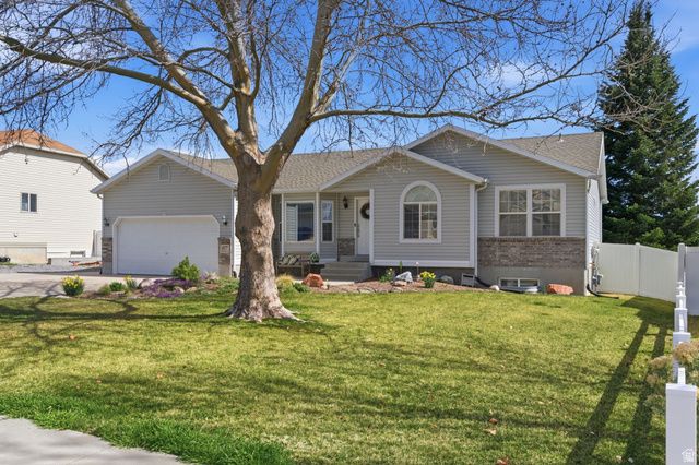 6577 S HIGH BLUFF DR, West Valley City, UT 84118
