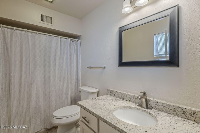 1550 S San Carla, Green Valley, AZ 85614