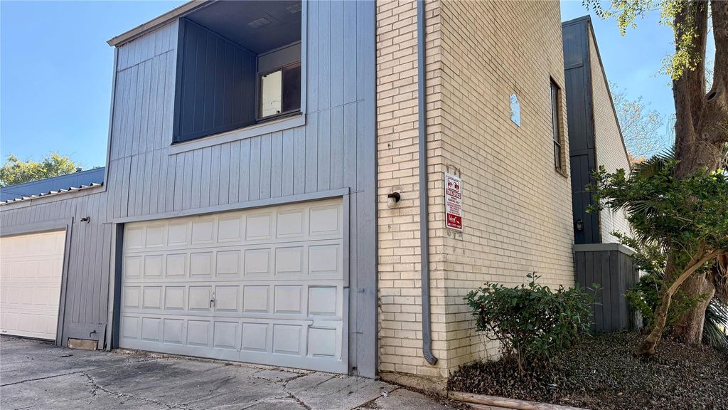9010 Imogene Street A, Houston, TX 77036