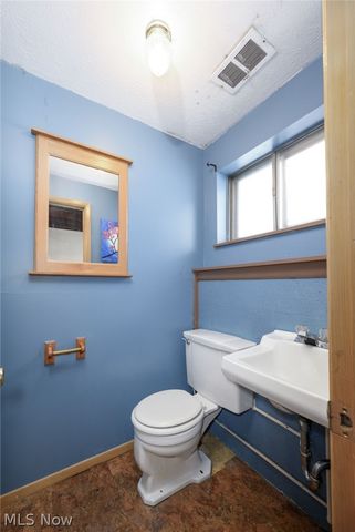 2269 Sherwin Drive, Twinsburg, OH 44087