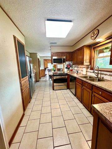 442 CR 1081, Carthage, TX 75633