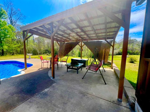 442 CR 1081, Carthage, TX 75633