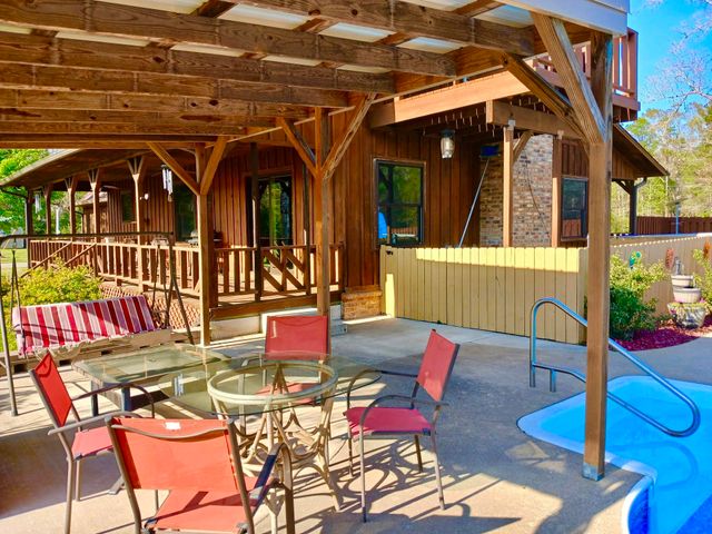 442 CR 1081, Carthage, TX 75633