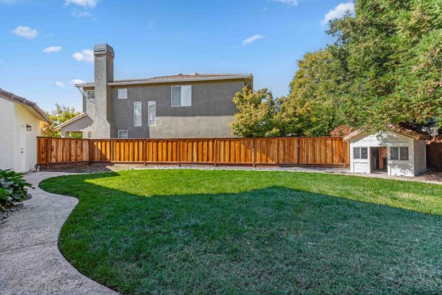 3913 Bayview Dr, Modesto, CA 95355