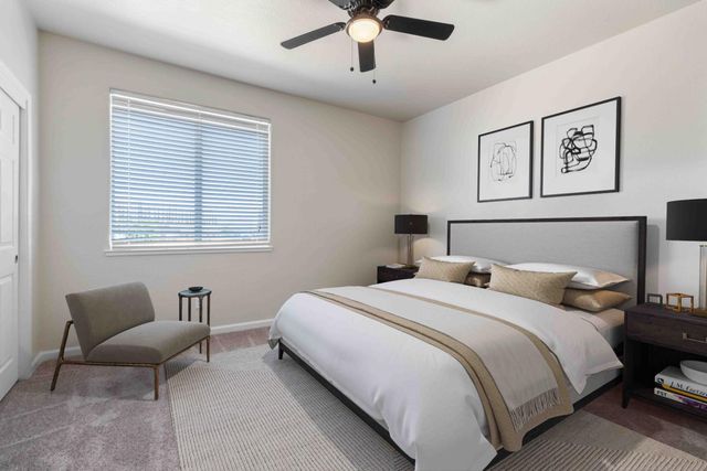 3913 Bayview Dr, Modesto, CA 95355