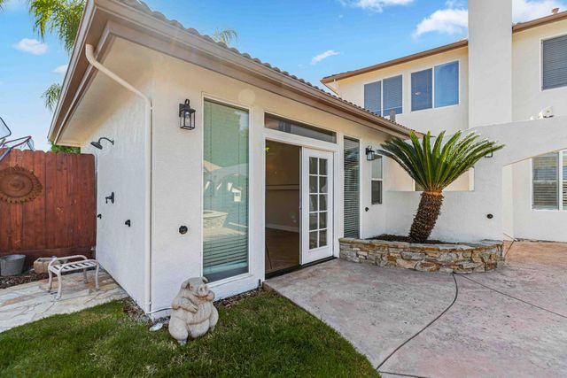 3913 Bayview Dr, Modesto, CA 95355