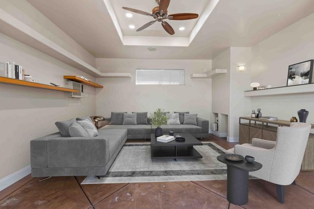 3913 Bayview Dr, Modesto, CA 95355