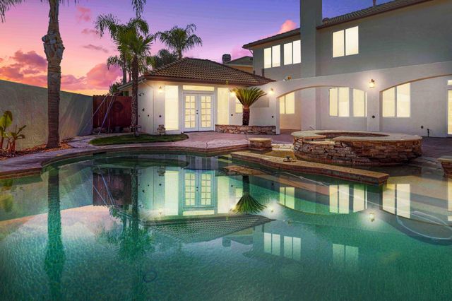 3913 Bayview Dr, Modesto, CA 95355