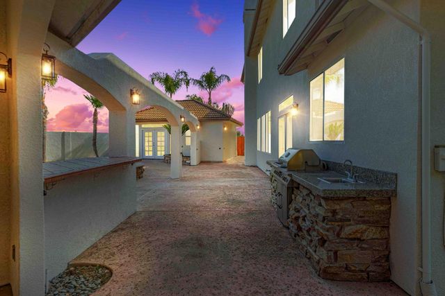 3913 Bayview Dr, Modesto, CA 95355