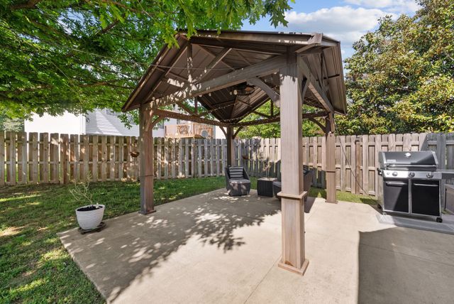 2622 Danbury Cir, Spring Hill, TN 37174