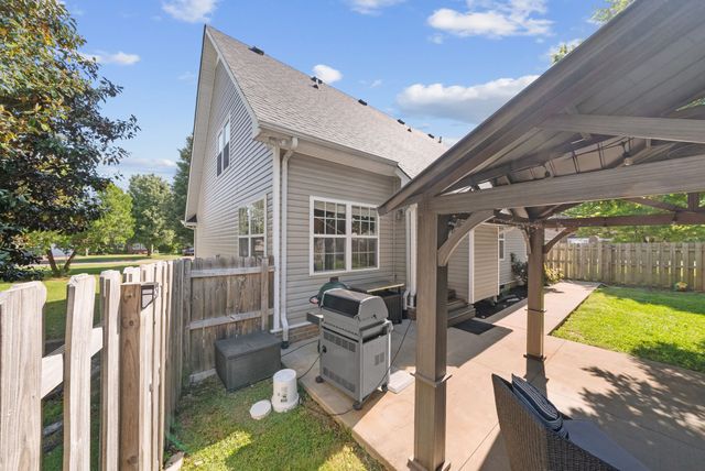 2622 Danbury Cir, Spring Hill, TN 37174