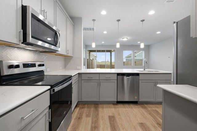 303 ELM BRANCH TRL, Taylor, TX 76574