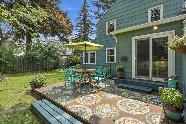 82 Rye Road, Greece, NY 14626