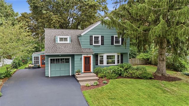 82 Rye Road, Greece, NY 14626