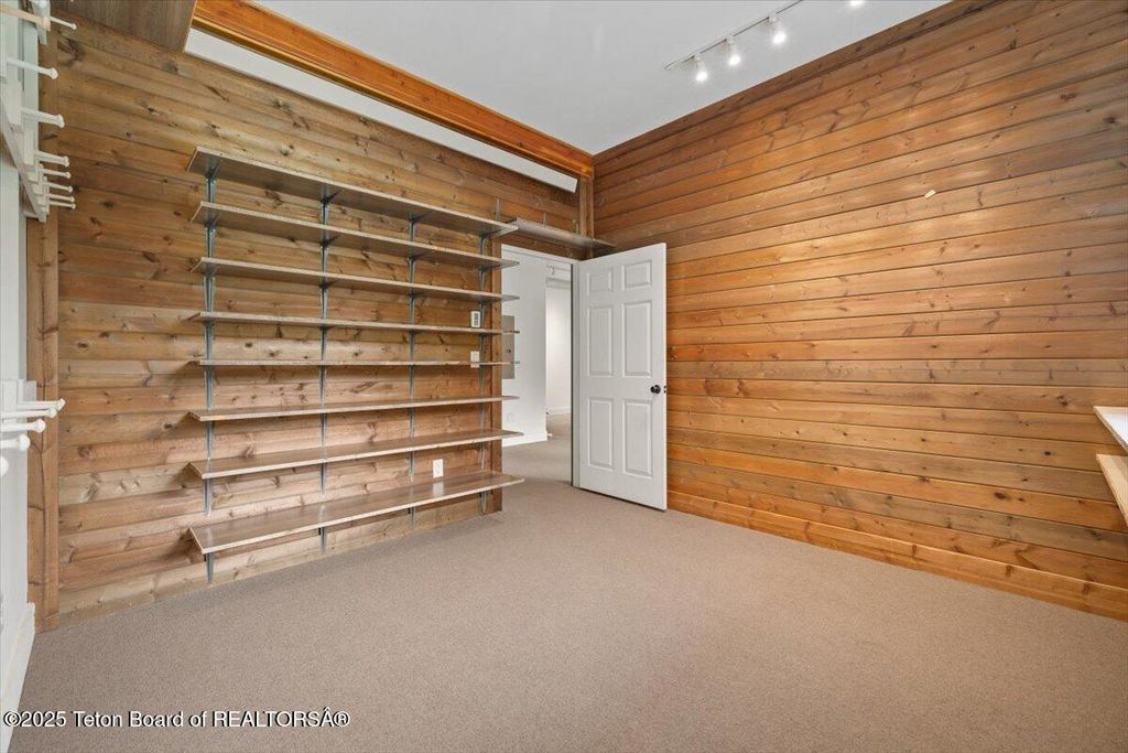 1921 N Moose Wilson Rd Ste 101, Wilson, WY 83014 photo 12