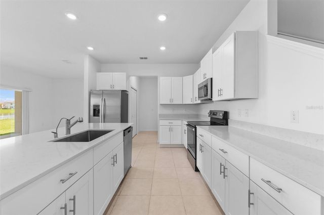 32063 POP ASH PLACE, San Antonio, FL 33576