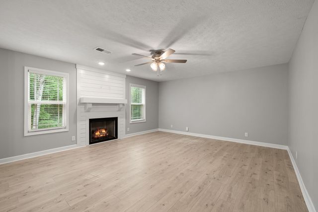 1037 Brightwood Court, Clarksville, TN 37043