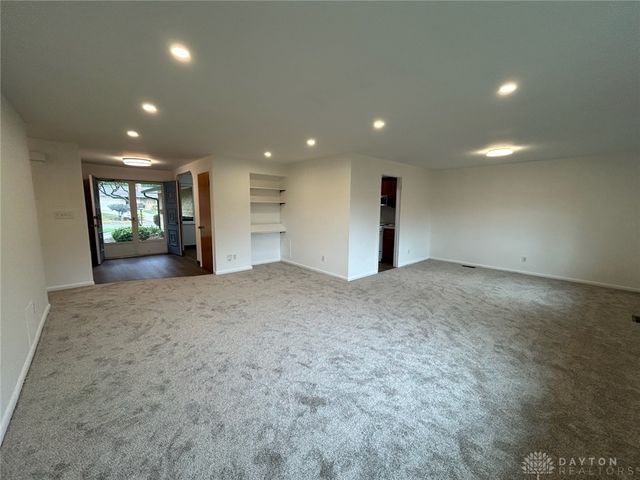 2272 Berrycreek Drive, Dayton, OH 45440