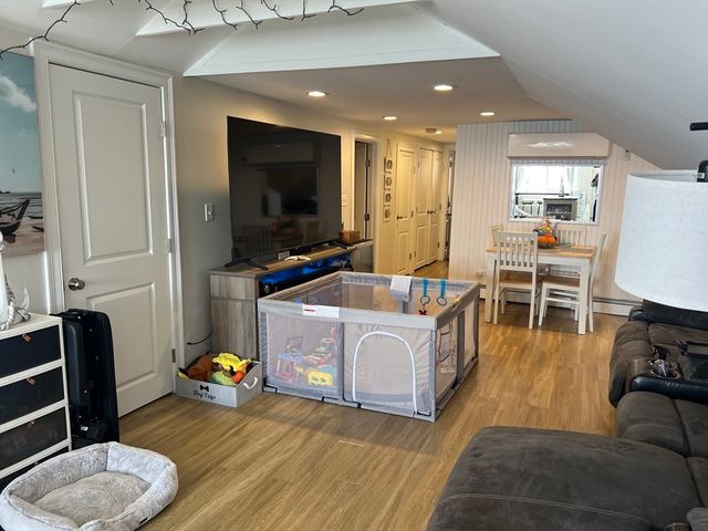 50 Humphrey Street 7, Swampscott, MA 01907